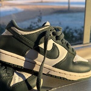 Nike Kids dunks olive Green and White size 12c toddler